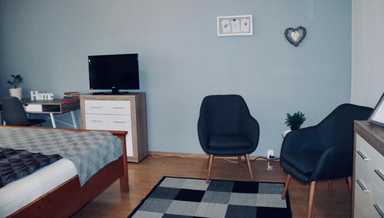Szabadság Apartman Pécs Extérieur photo